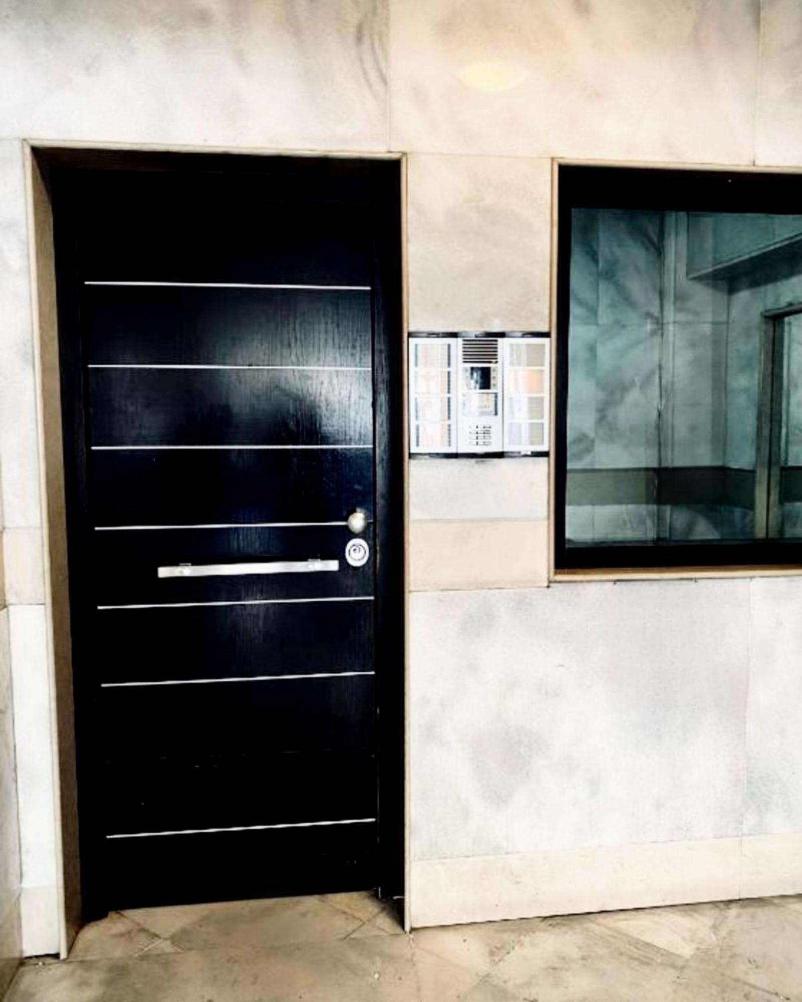 Elegant Central Studio With Balcony & 1 Gbps Fiber เทสซาโลนิกิ ภายนอก รูปภาพ