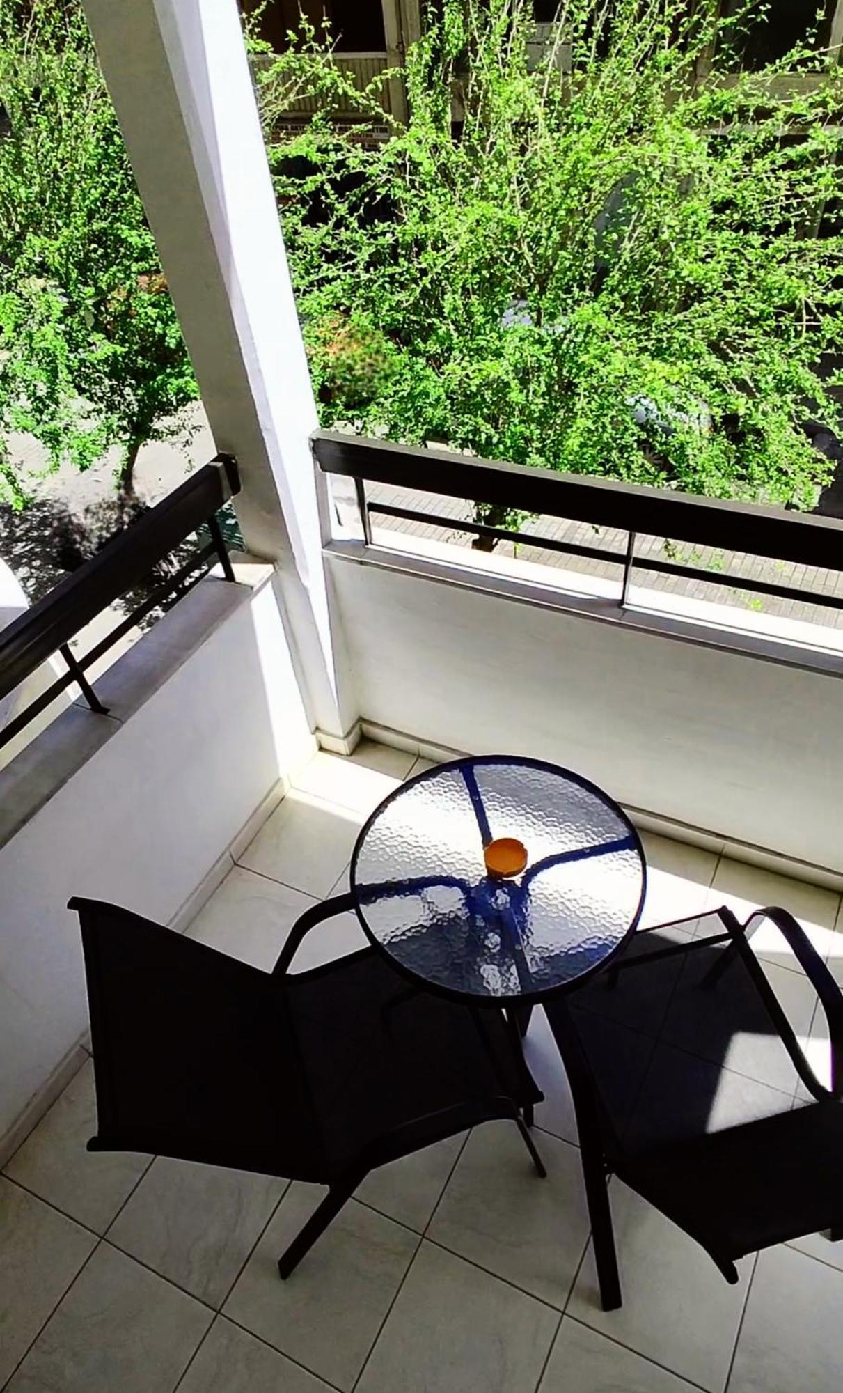 Elegant Central Studio With Balcony & 1 Gbps Fiber เทสซาโลนิกิ ภายนอก รูปภาพ